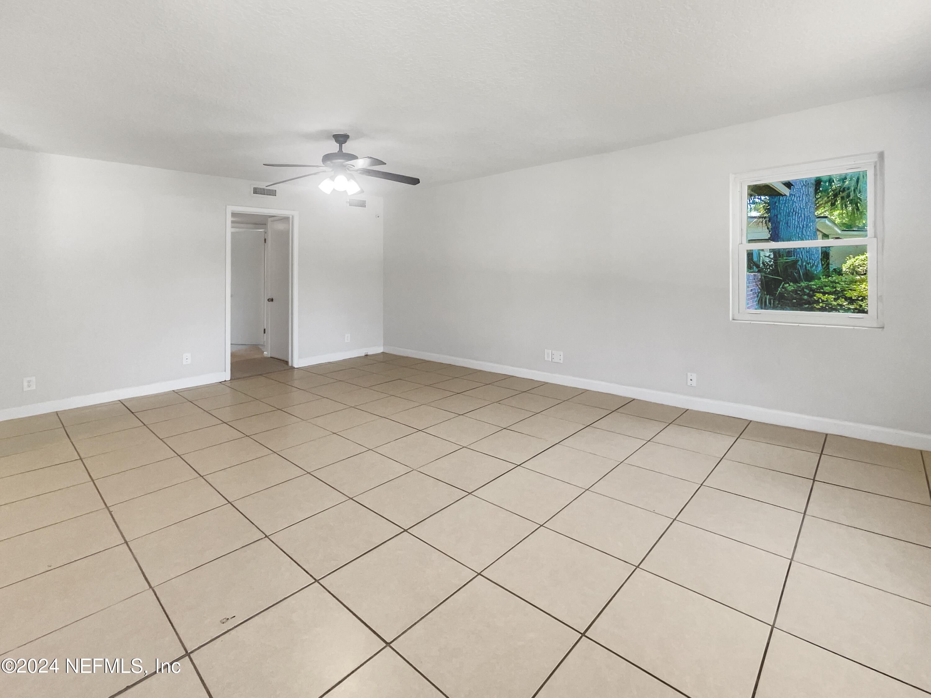 4085 Marianna Road Jacksonville, FL 32217 - Photo 4 of 18 listing_3
