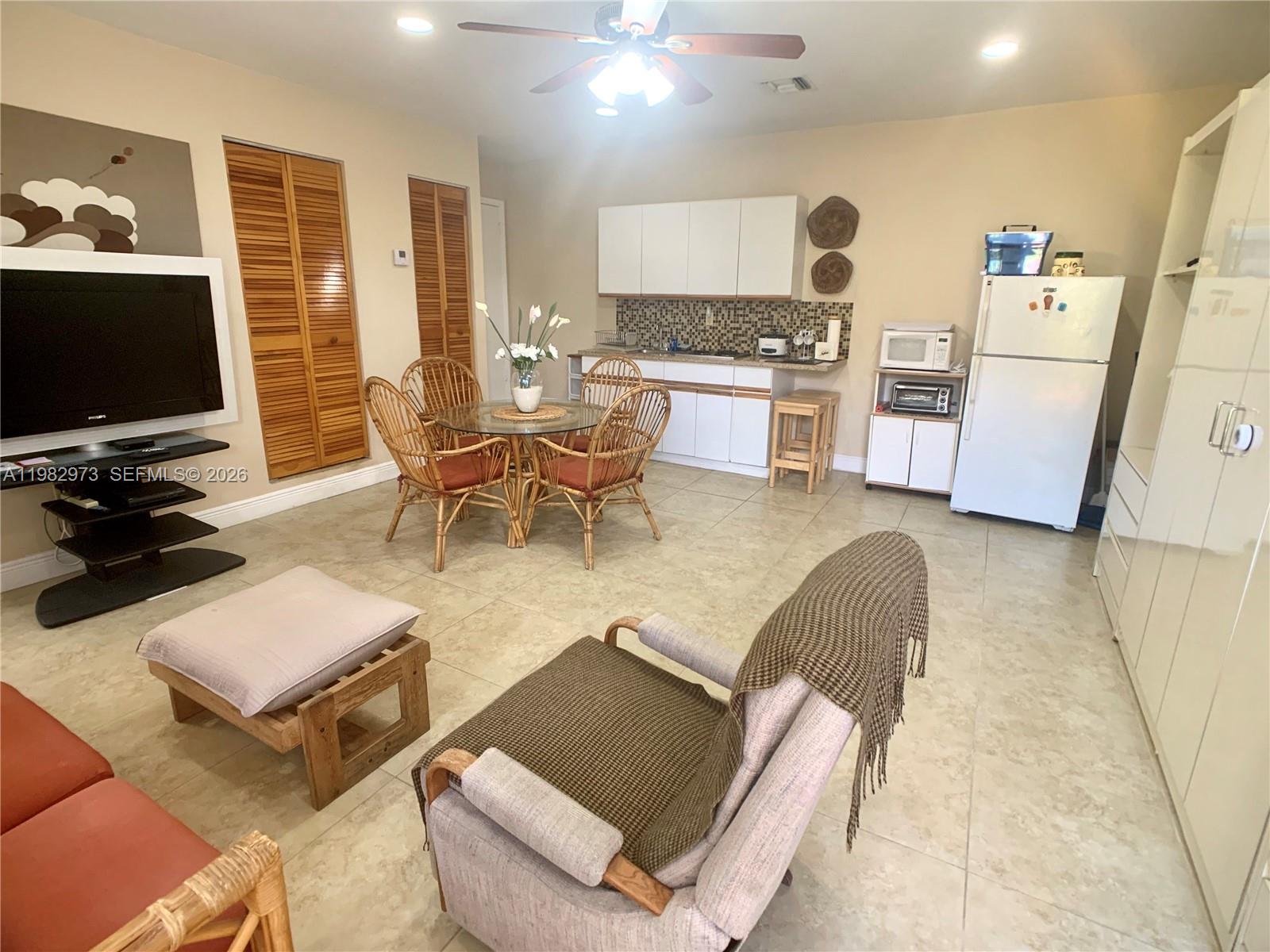 15529 Southwest 69th Trail Miami, FL 33173 - Photo 5 of 15
