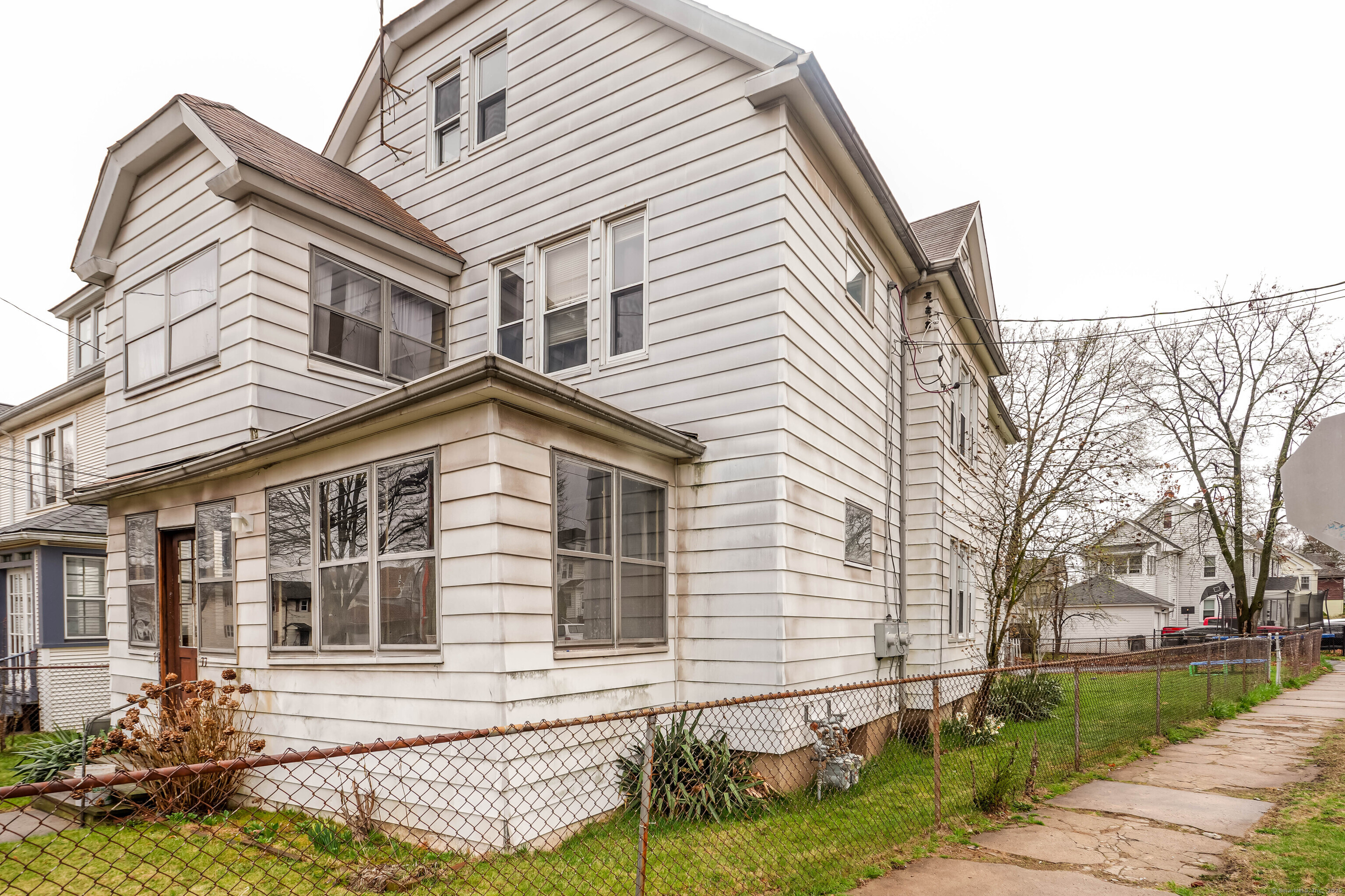 75-77 Roxbury Street Hartford, CT 06114 - Photo 1 of 1 Gallery Image 1