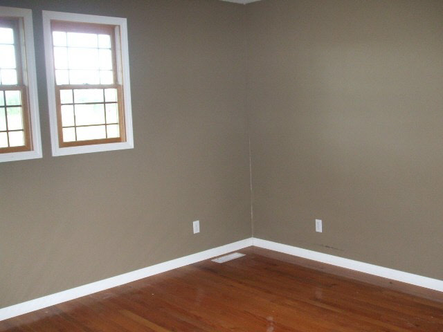 15148 Paulton Road Thompsonville, IL 62890 - Photo 3 of 7