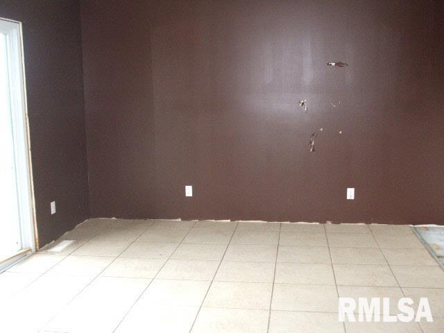 15148 Paulton Road Thompsonville, IL 62890 - Photo 5 of 7