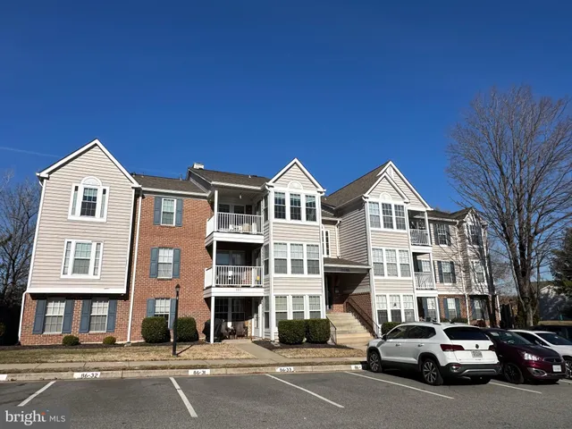 $299,999 | 12286 Ashmont Court, Unit 303, Woodbridge, VA 22192