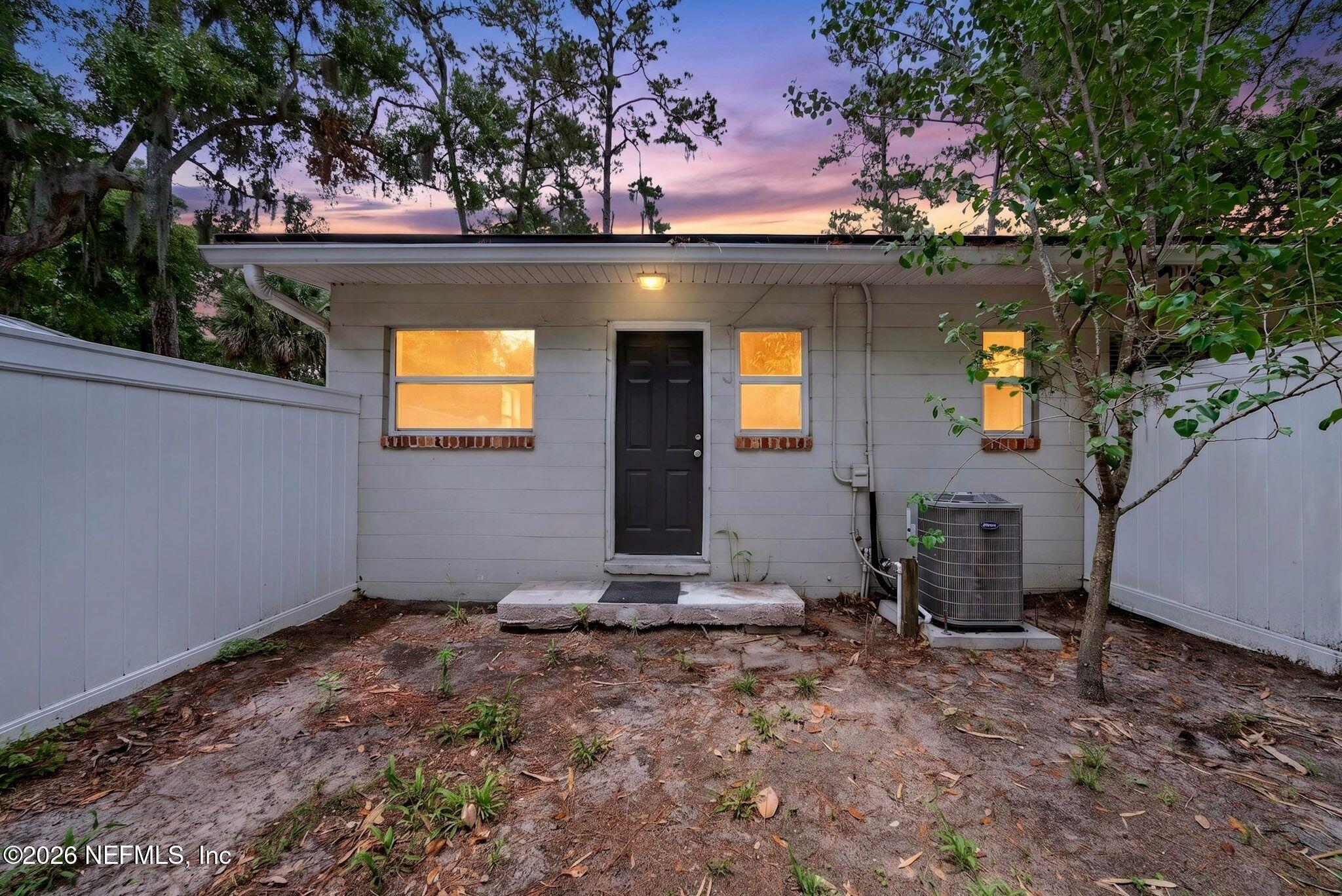 3264 St Augustine Road Jacksonville, FL 32207 - Photo 24 of 42 25_27-DSC08423#twilight