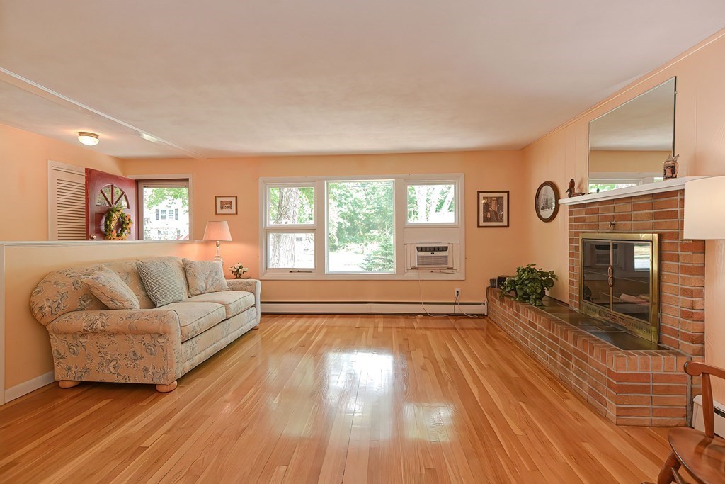 14 Peterson Road Natick, MA 01760 - Photo 3 of 28