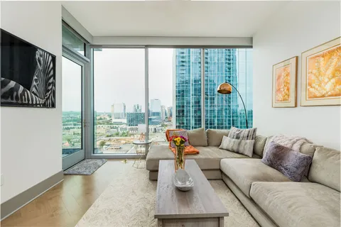 $1,145,000 | 1616 West End Avenue, Unit 1803, Nashville, TN 37203