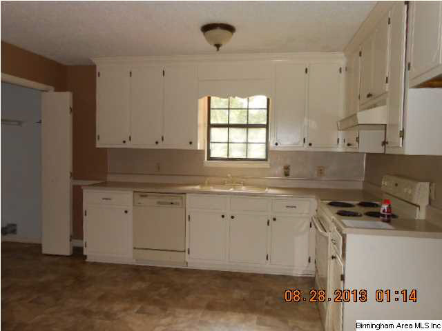 301 13th Street Pleasant Grove, AL 35127 - Photo 4 of 9