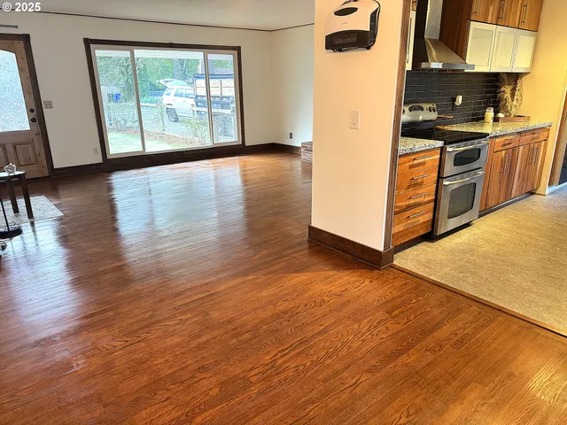 $429,000 | 2442 Southeast 190th Avenue, Portland, OR 97233