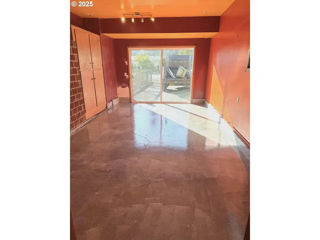 $429,000 | 2442 Southeast 190th Avenue, Portland, OR 97233