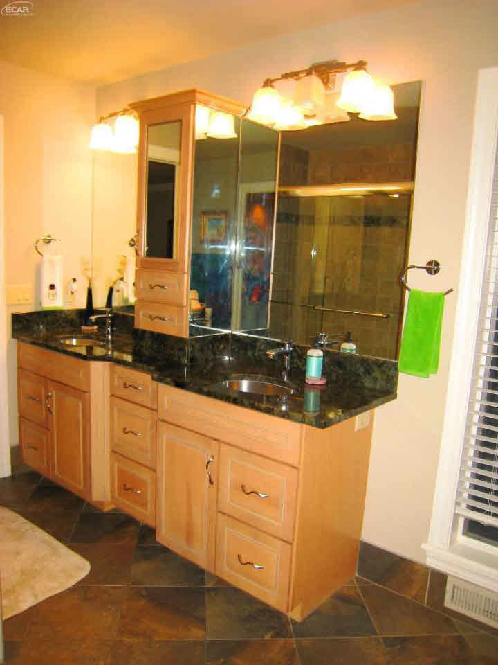 7388 East River Road Flushing, MI 48433 - Photo 43 of 94 21201751-42.JPG