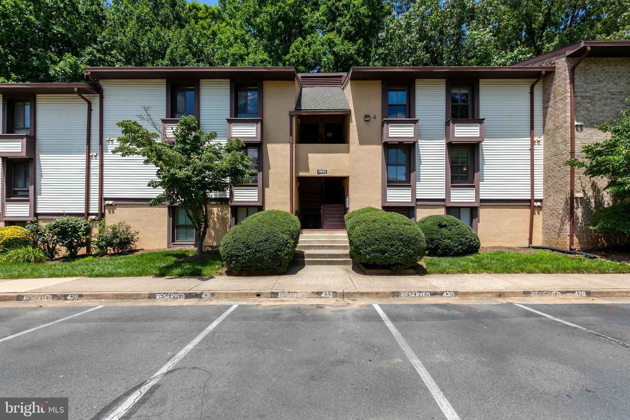 11652 Stoneview Square, Unit 12C Reston, VA 20191 - Photo 1 of 37 Gallery Image 1