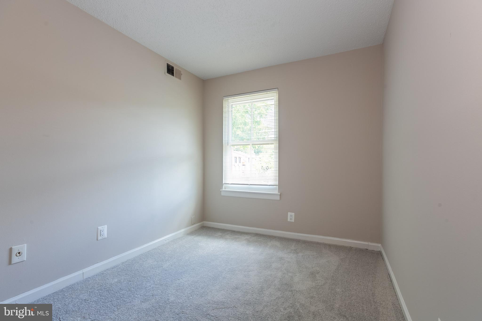 11652 Stoneview Square, Unit 12C Reston, VA 20191 - Photo 15 of 37 Gallery Image 15