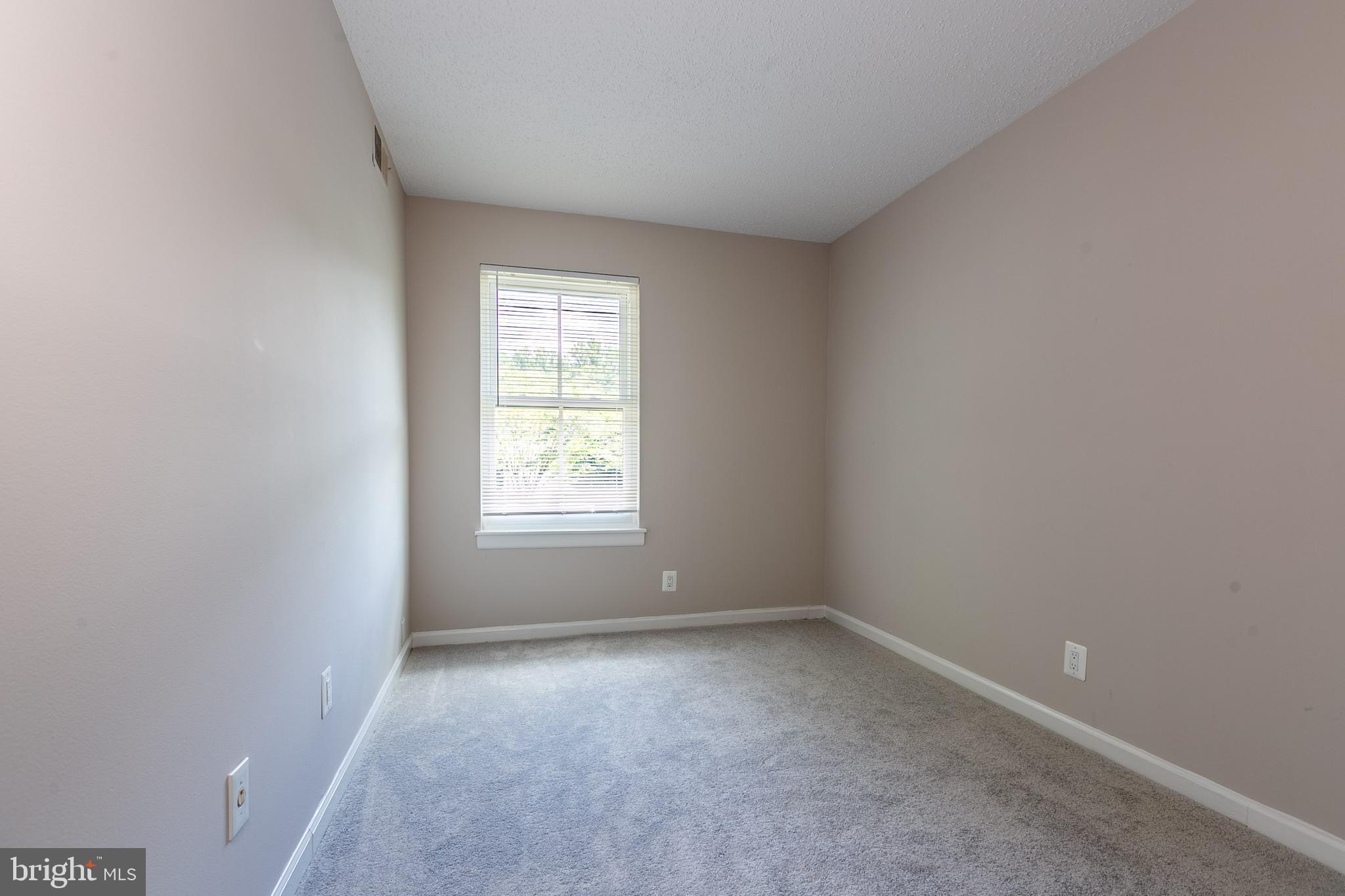 11652 Stoneview Square, Unit 12C Reston, VA 20191 - Photo 16 of 37 Gallery Image 16
