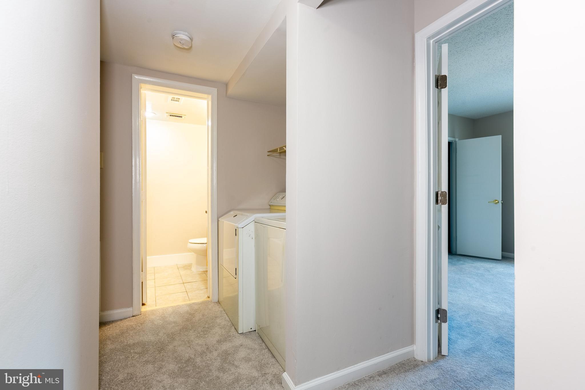11652 Stoneview Square, Unit 12C Reston, VA 20191 - Photo 19 of 37 Gallery Image 19