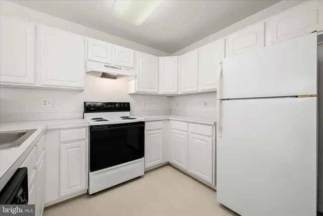 $379,000 | 1974 Scotts Crossing Way, Unit 102, Annapolis, MD 21401