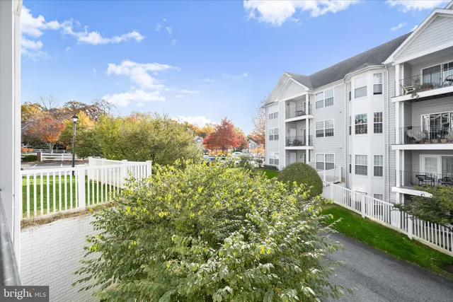 $379,000 | 1974 Scotts Crossing Way, Unit 102, Annapolis, MD 21401