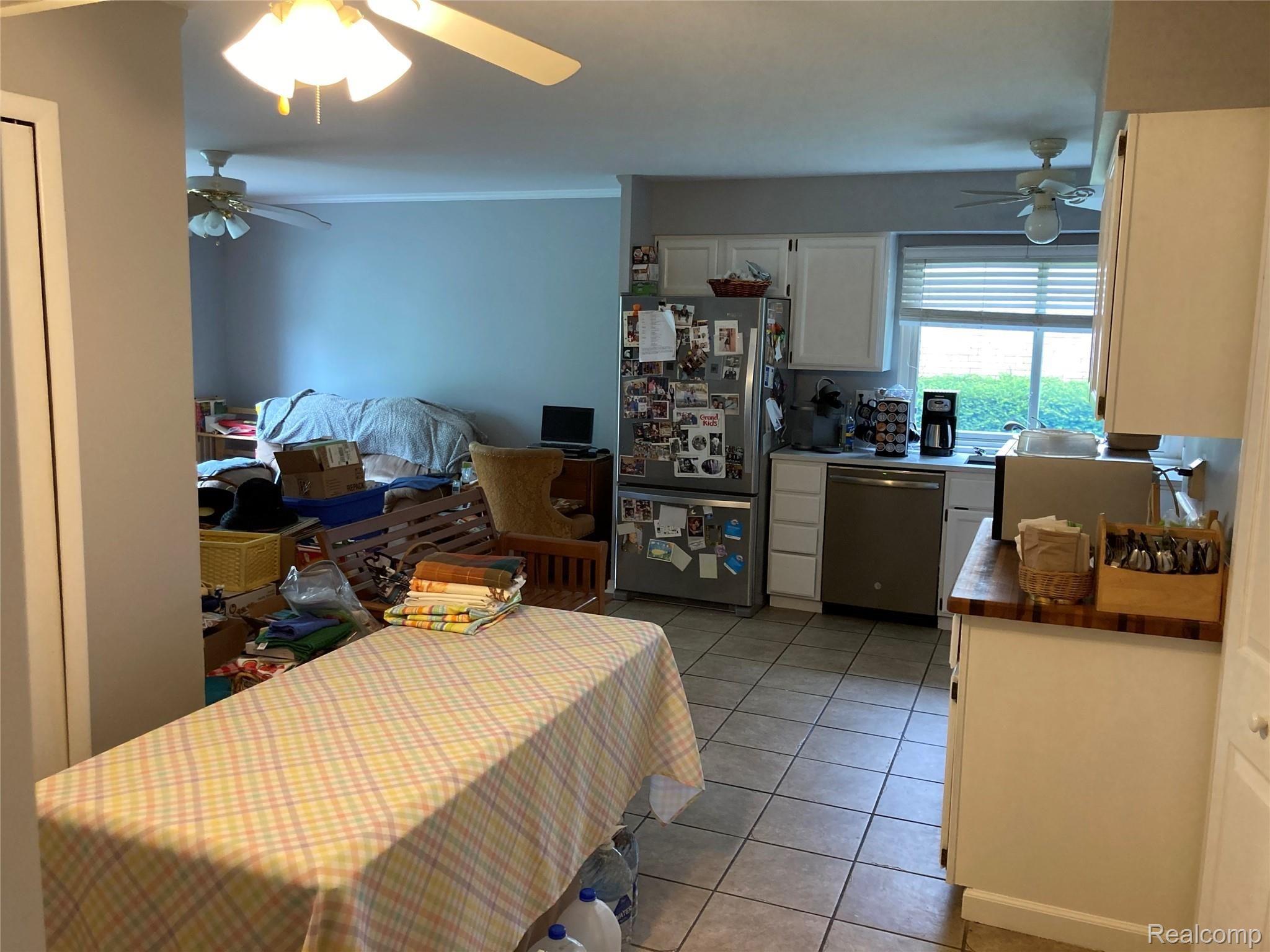 22565 Chestnut Tree Novi, MI 48375 - Photo 10 of 19 IMG-0989DINING.jpg