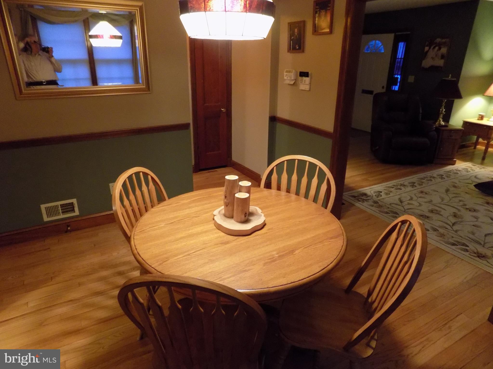 33 Mansion Road Linthicum Heights, MD 21090 - Photo 9 of 30 Dining Room