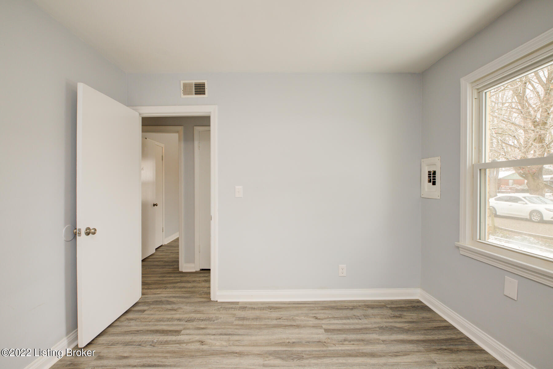 9021 Chenault Road Louisville, KY 40258 - Photo 17 of 27 GSP-9021_Chenault_Rd-14