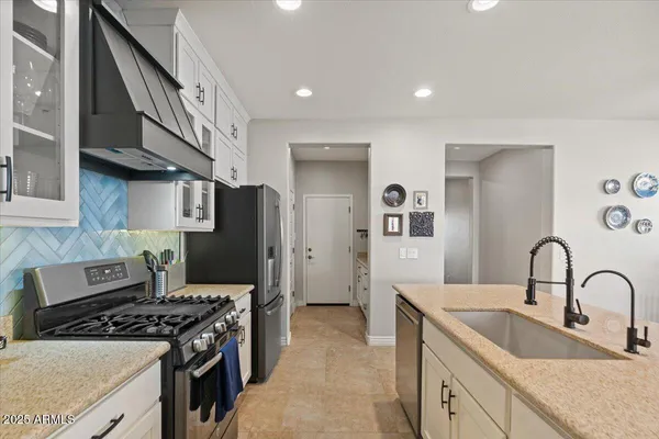 $2,900 | 2674 East Cherry Hill Drive, Gilbert, AZ 85298