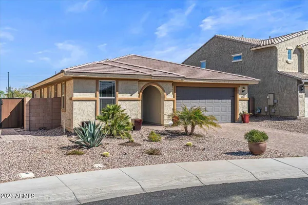 $2,900 | 2674 East Cherry Hill Drive, Gilbert, AZ 85298