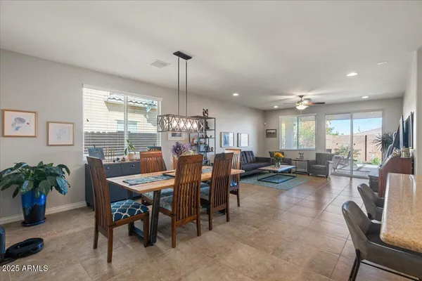 $2,900 | 2674 East Cherry Hill Drive, Gilbert, AZ 85298