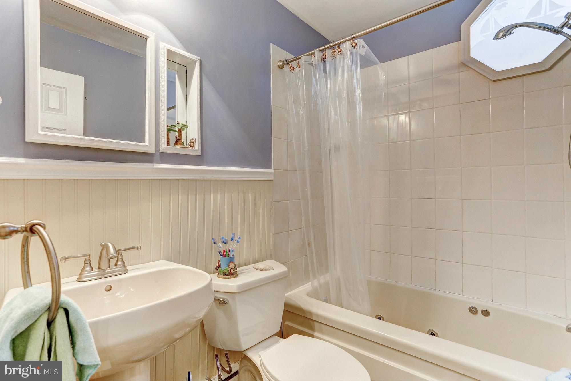 9314 Millbrook Road Ellicott City, MD 21042 - Photo 11 of 20 Bath