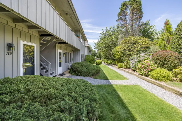 $32,000 | 18 Bridge Street, Unit 3E, Sag Harbor, NY 11963