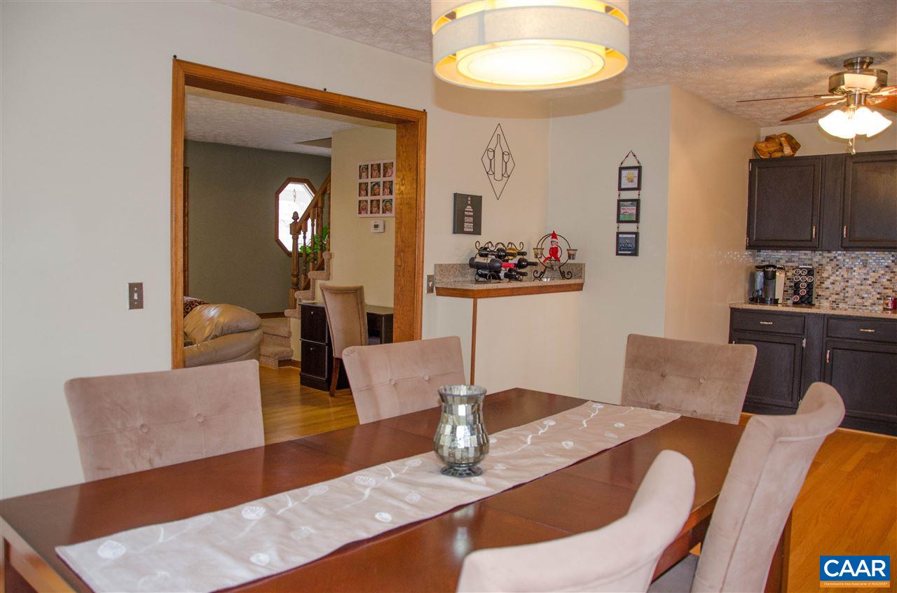 8956 James River Road Shipman, VA 22971 - Photo 12 of 50 Gallery Image 12