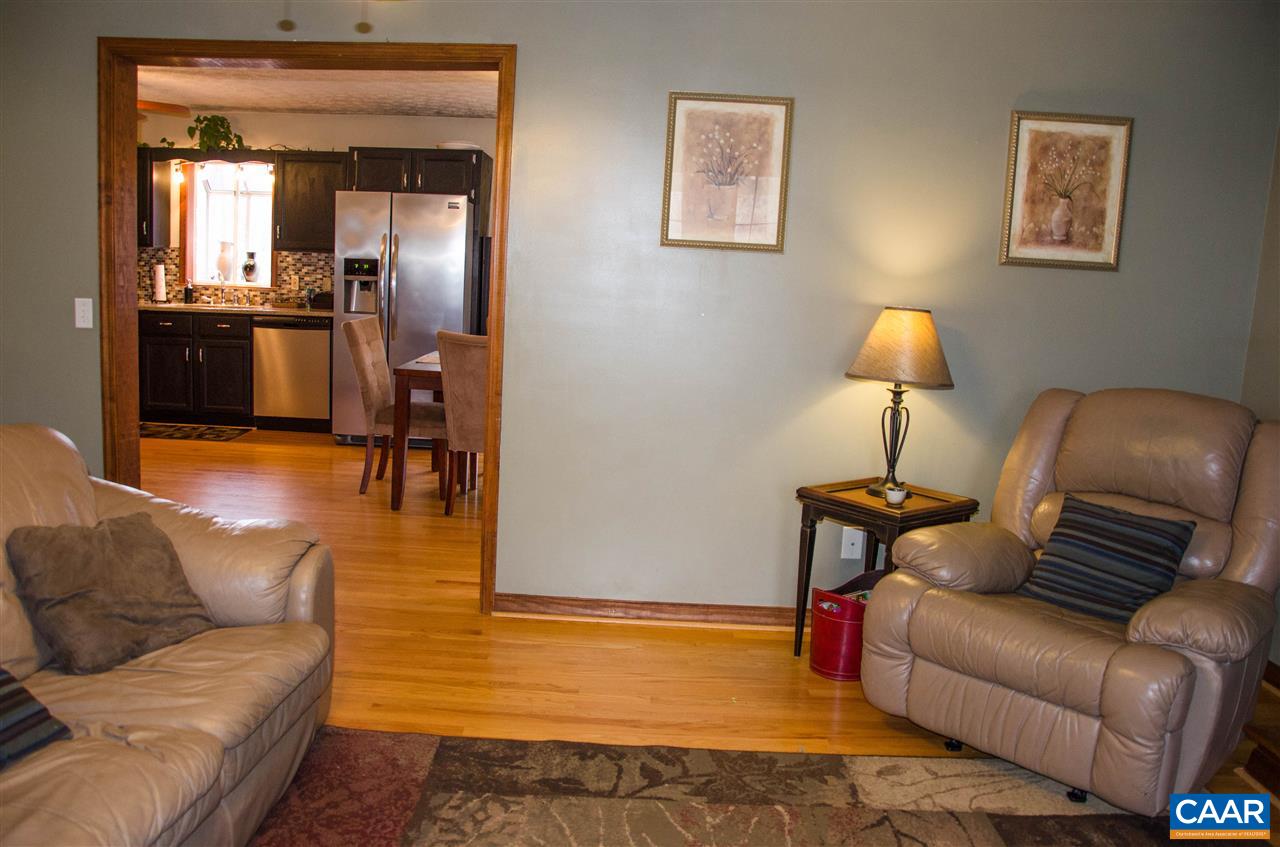 8956 James River Road Shipman, VA 22971 - Photo 16 of 50 Gallery Image 16