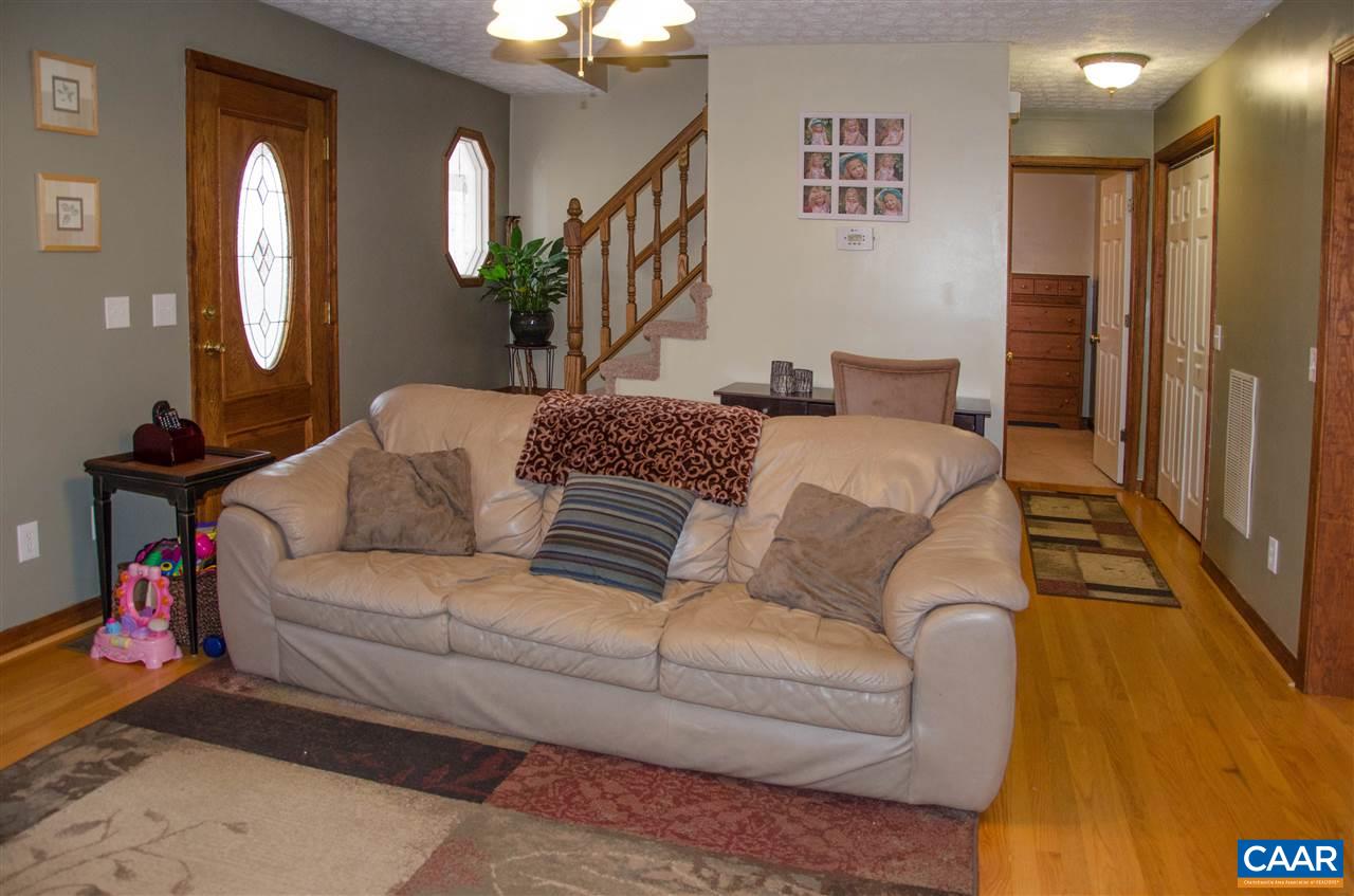 8956 James River Road Shipman, VA 22971 - Photo 17 of 50 Gallery Image 17