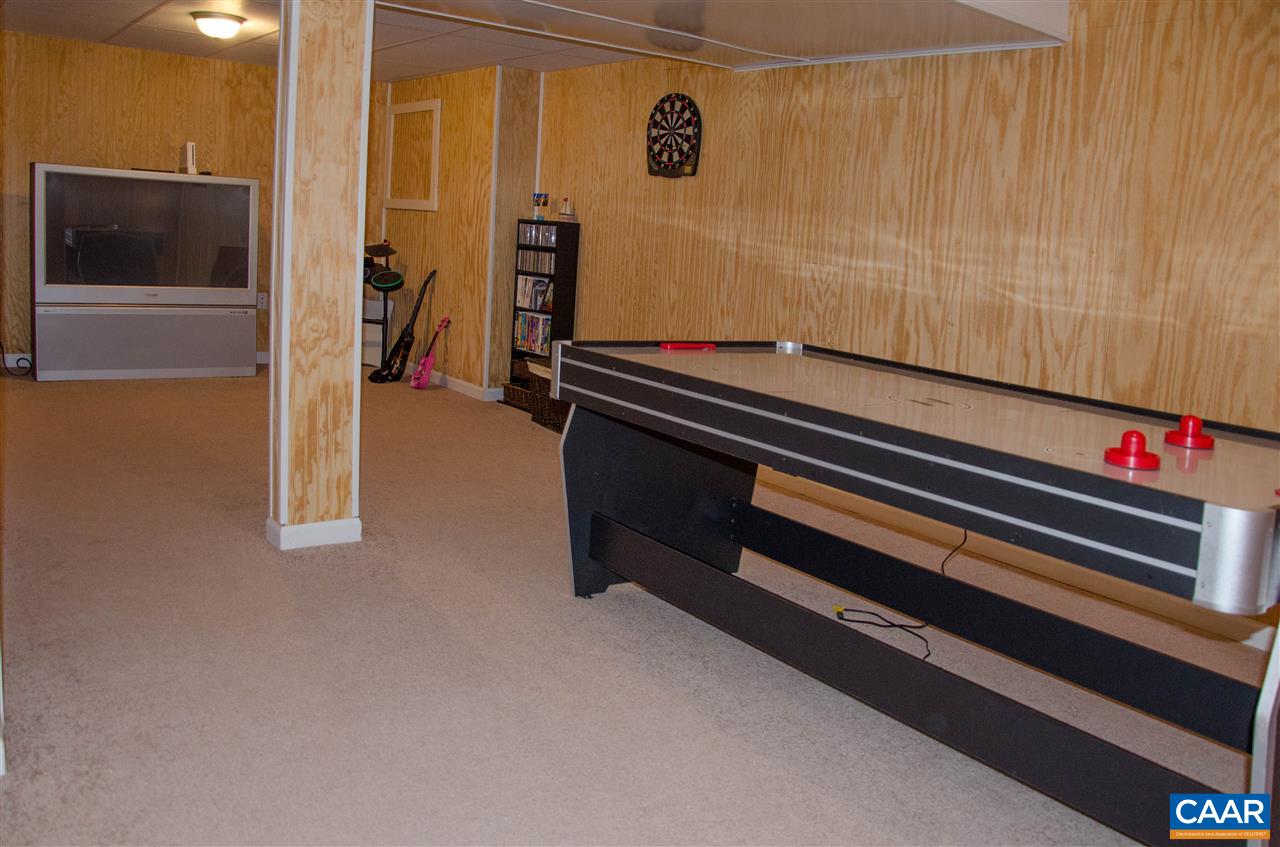 8956 James River Road Shipman, VA 22971 - Photo 32 of 50 Gallery Image 32