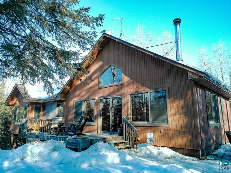 261 Caps Trail Lutsen, MN 55612 - Photo 4 of 59