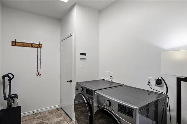 $349,000 | 1306 Golden Sun Court, Pasadena, TX 77586