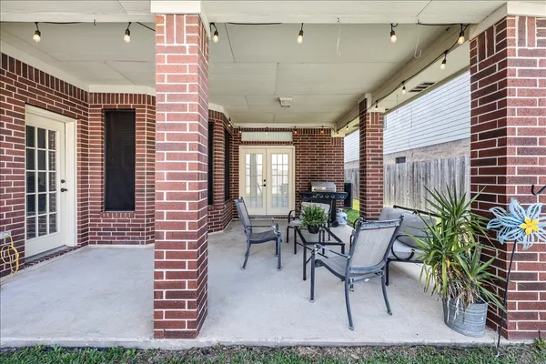$349,000 | 1306 Golden Sun Court, Pasadena, TX 77586