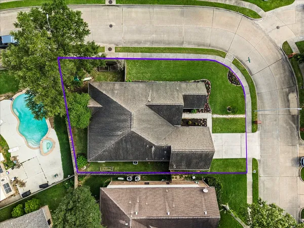 $349,000 | 1306 Golden Sun Court, Pasadena, TX 77586