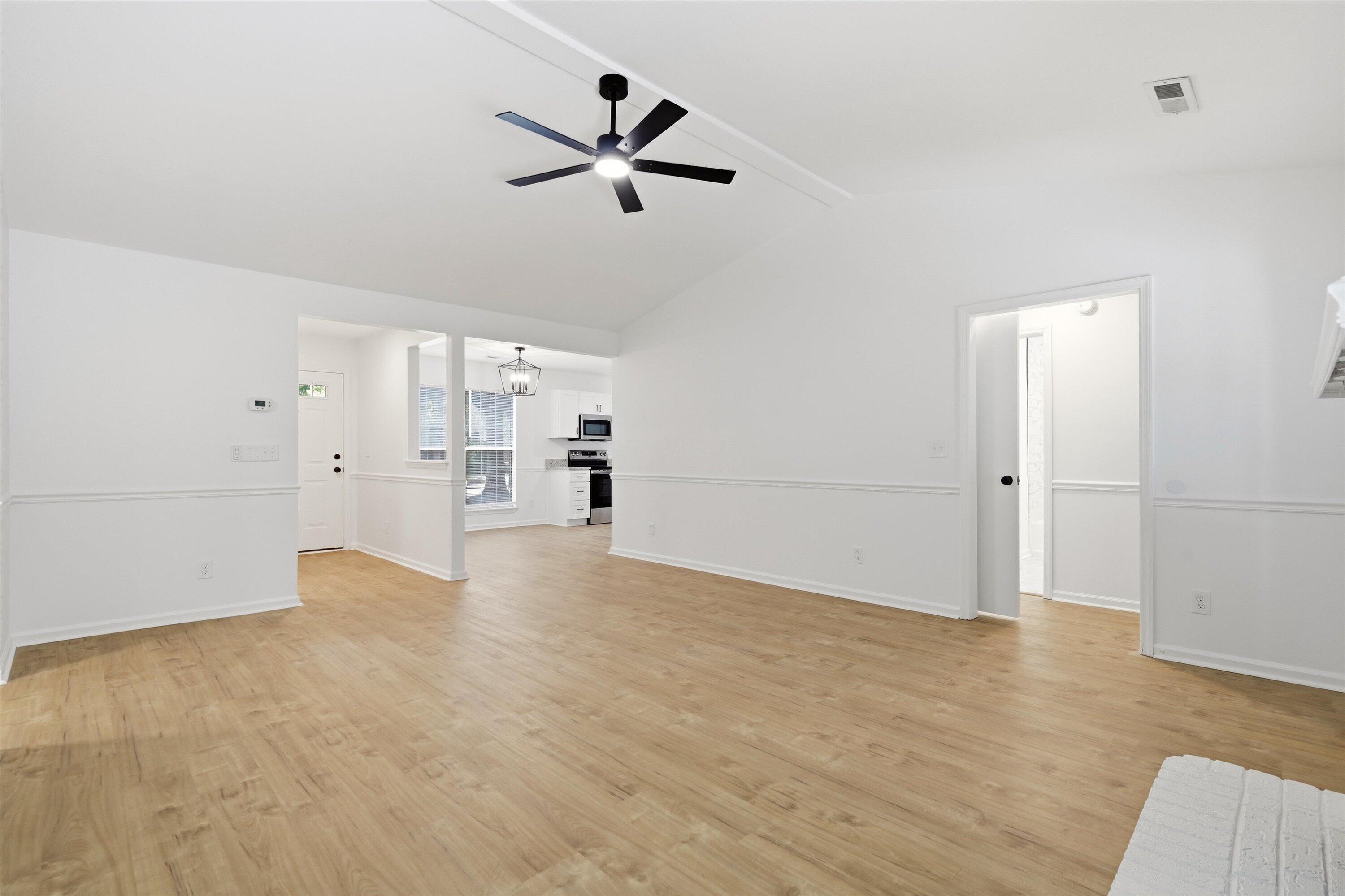2403 Castlereagh Road Charleston, SC 29414 - Photo 12 of 35 08-007_DSC01373