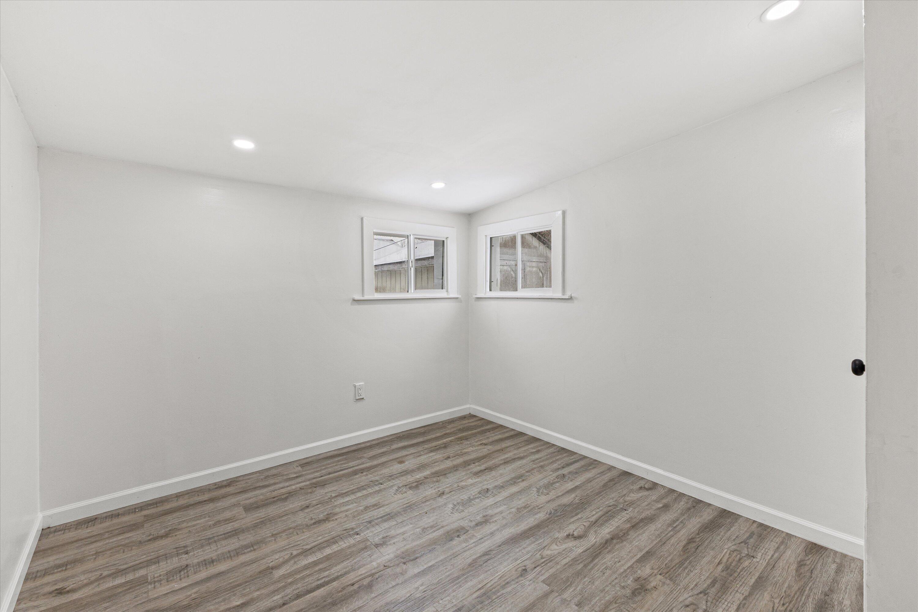 5329 16th Street Mount Pleasant, WI 53406 - Photo 8 of 21 18-925A7383