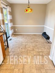 60 Pheasant Run Edison, NJ 08820 - Photo 4 of 24 Gallery Image 4