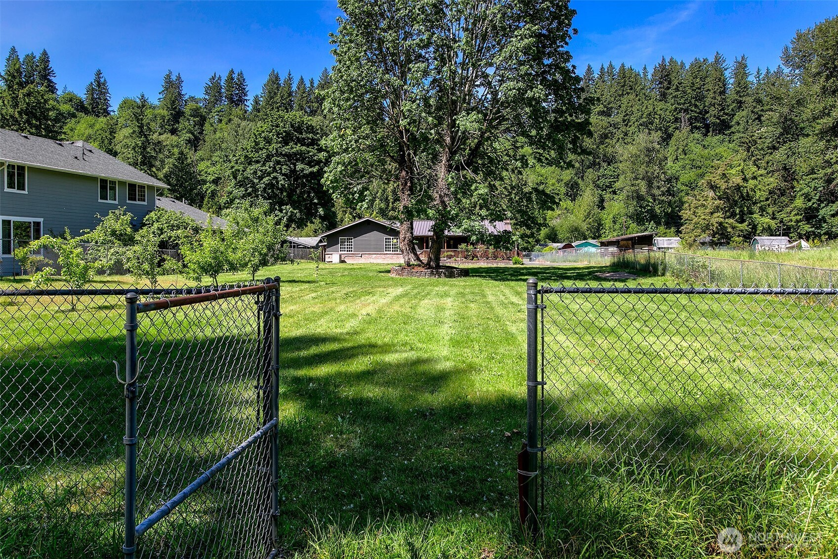 17023 Southeast Jones Road Renton, WA 98058 - Photo 20 of 37 Gallery Image 20