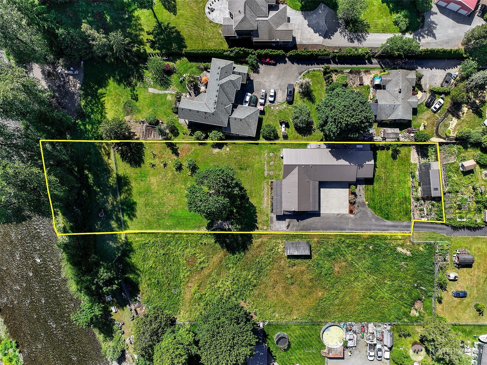 17023 Southeast Jones Road Renton, WA 98058 - Photo 29 of 37 Gallery Image 29
