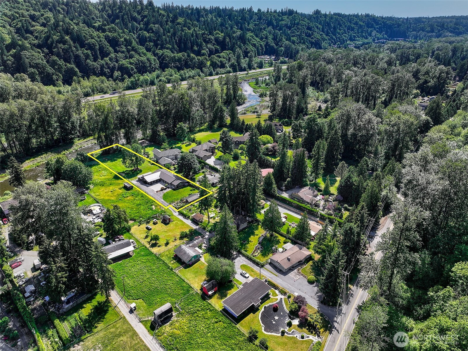 17023 Southeast Jones Road Renton, WA 98058 - Photo 30 of 37 Gallery Image 30