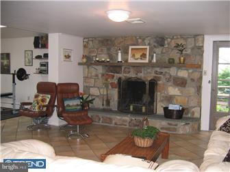 305 Powderhorn Road Fort Washington, PA 19034 - Photo 8 of 11 Gallery Image 8