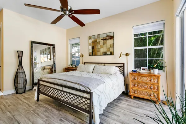 $5,200 | 418 San Remo Drive, Jupiter, FL 33458