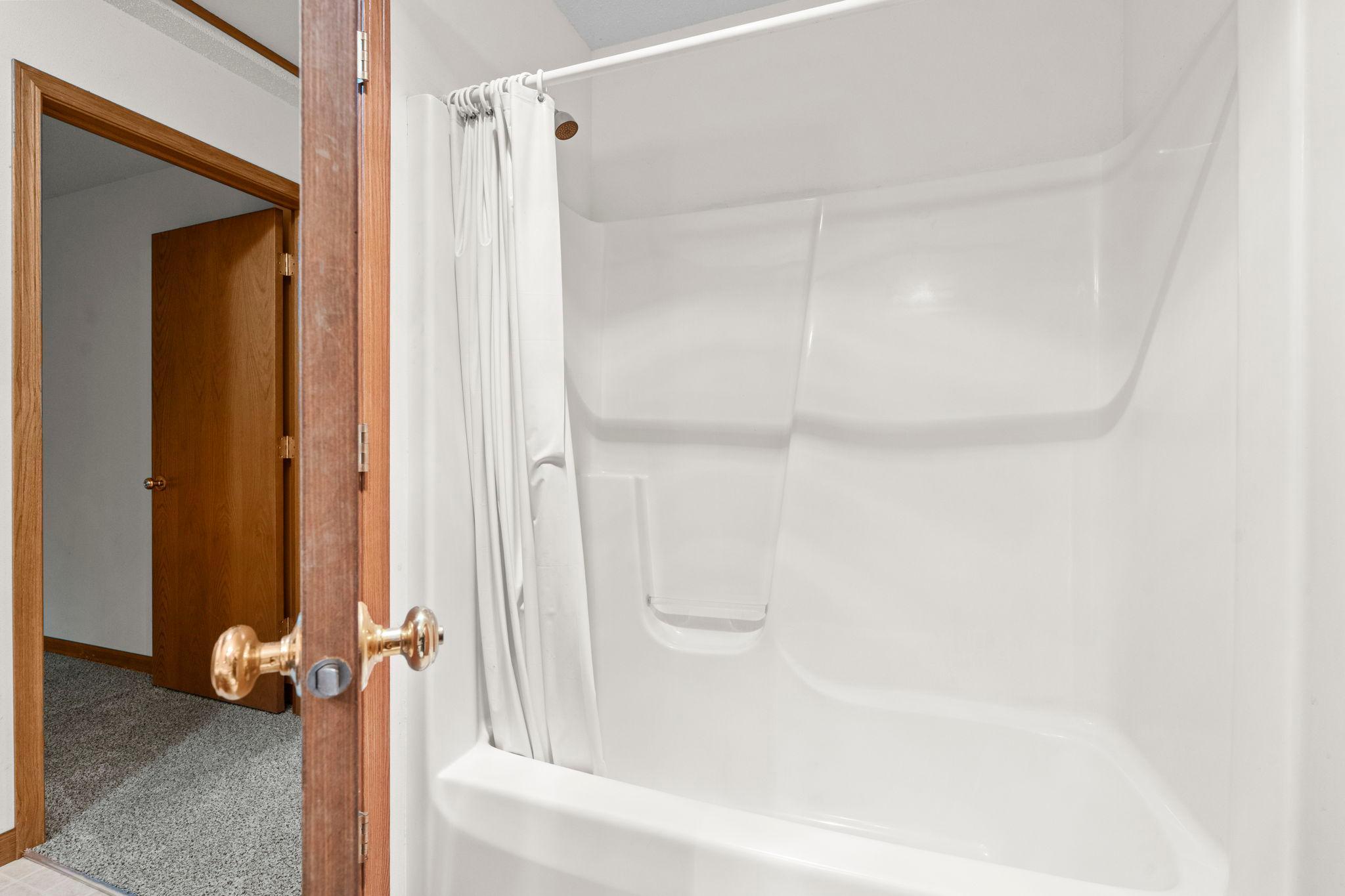 7815 Inwood Road Cologne, MN 55322 - Photo 13 of 28 Gallery Image 13
