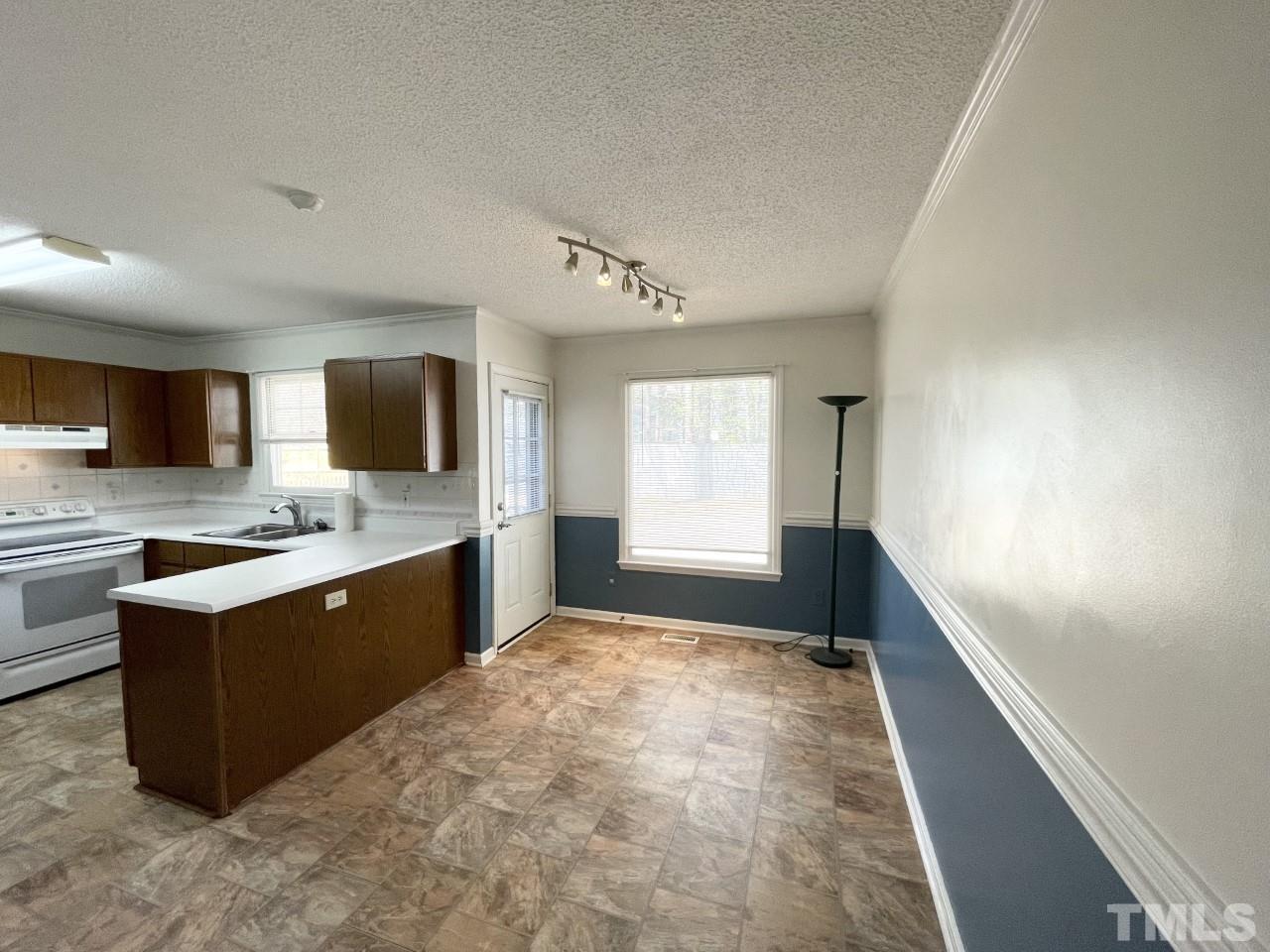 208 Crosspine Drive Raleigh, NC 27603 - Photo 8 of 40
