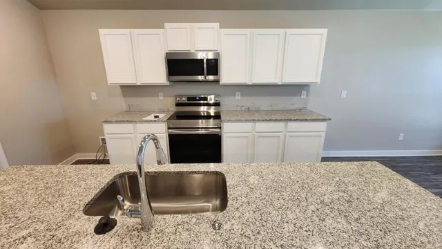 $1,700 | 13609 Sherman Avenue, Lubbock, TX 79423