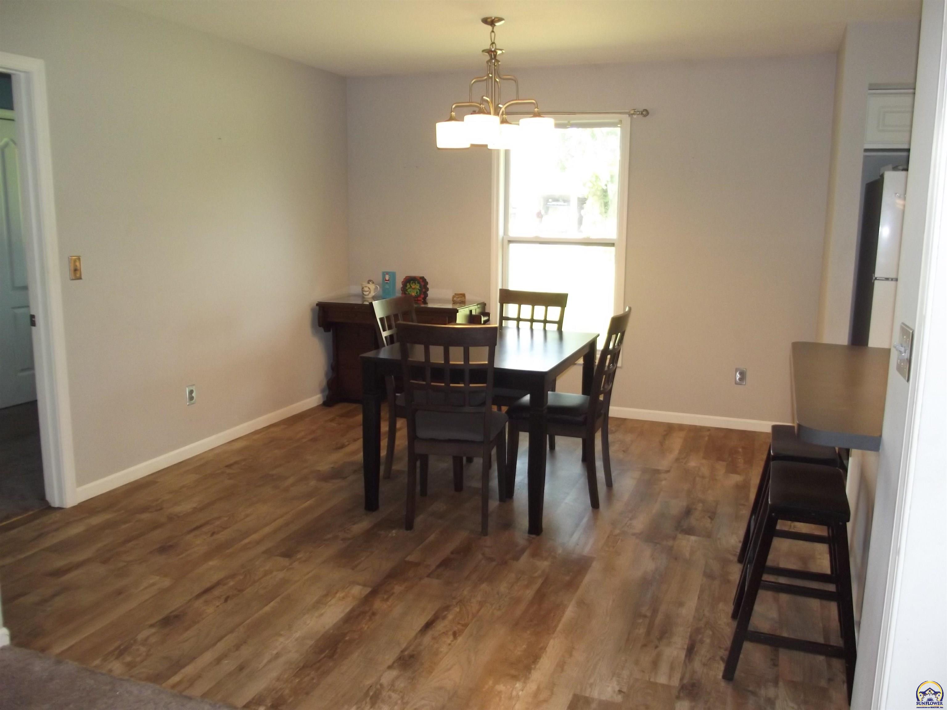 6740 Southwest Scathelock Road Topeka, KS 66614 - Photo 5 of 9