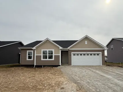 $468,500 | 1302 Evergreen Drive, Delavan, WI 53115