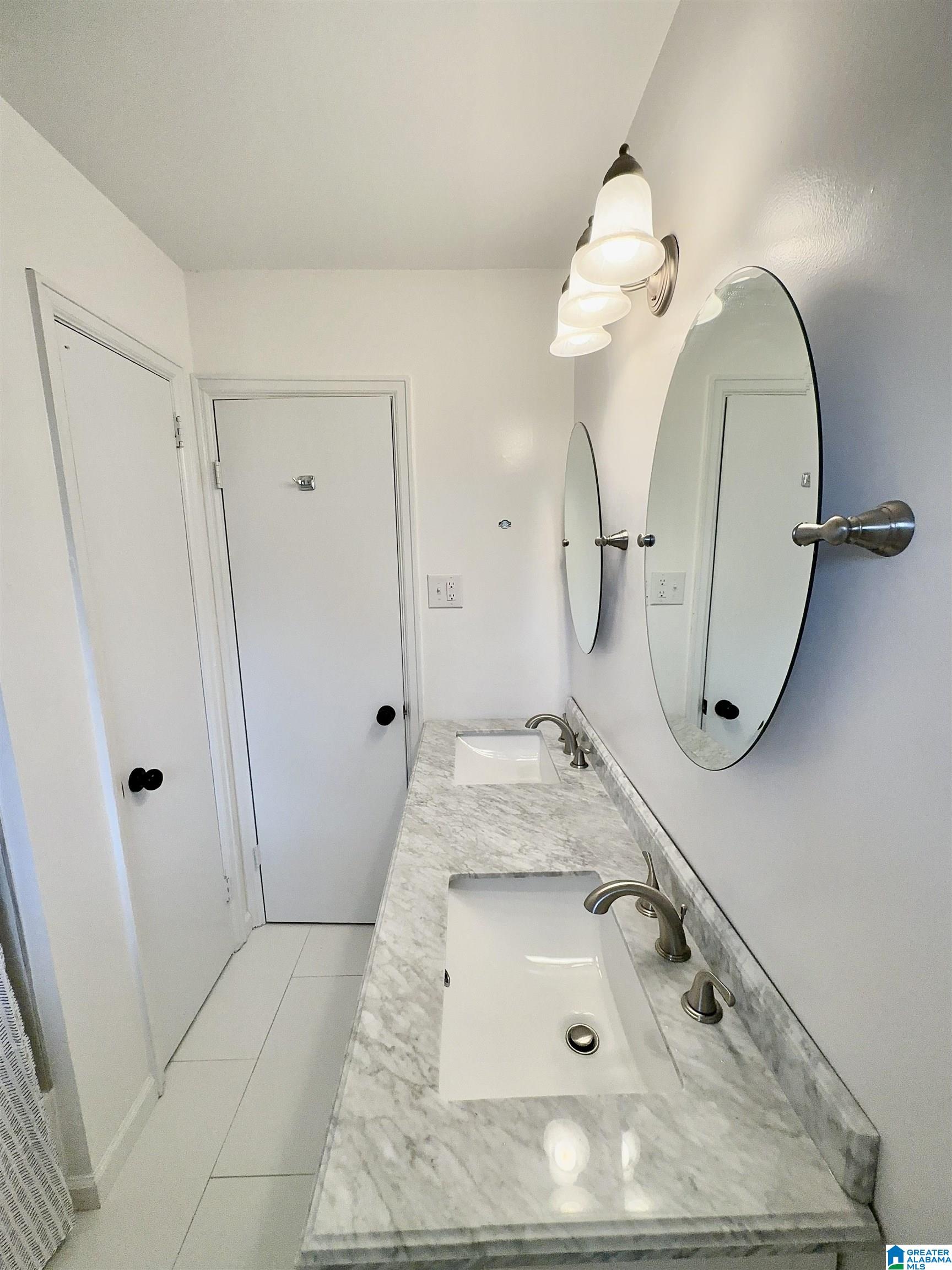 319 Hunter Road Gardendale, AL 35071 - Photo 13 of 31