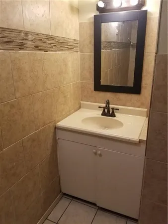 $1,495 | 629 West Nettie Avenue, Kingsville, TX 78363